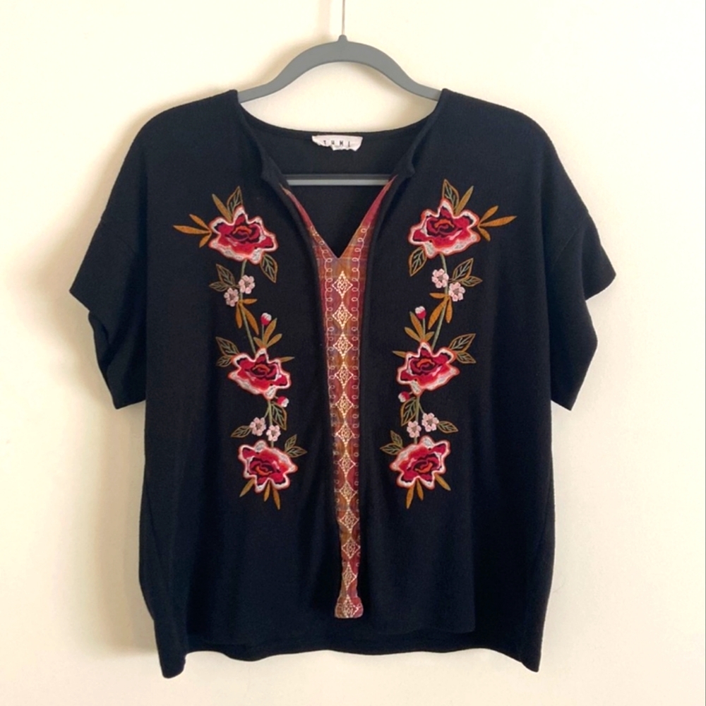 Floral embroidered top